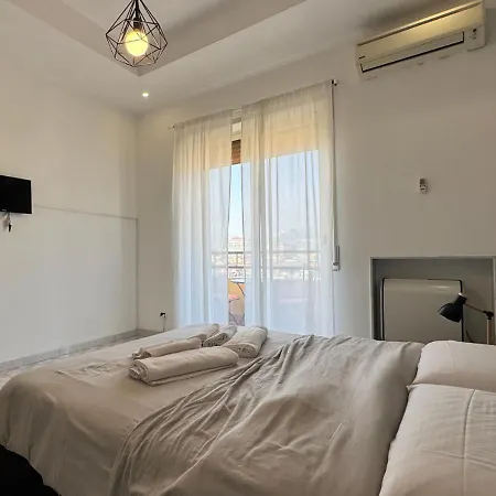 Corso Novara - 8 Posti Letto E Self Check-in Vicino La Stazione Di * Napoli