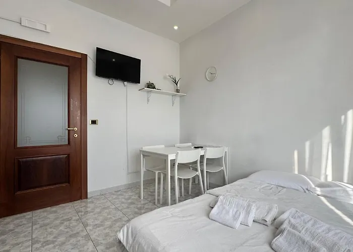 Corso Novara - 8 Posti Letto E Self Check-in Vicino La Stazione Di Апартаменты *